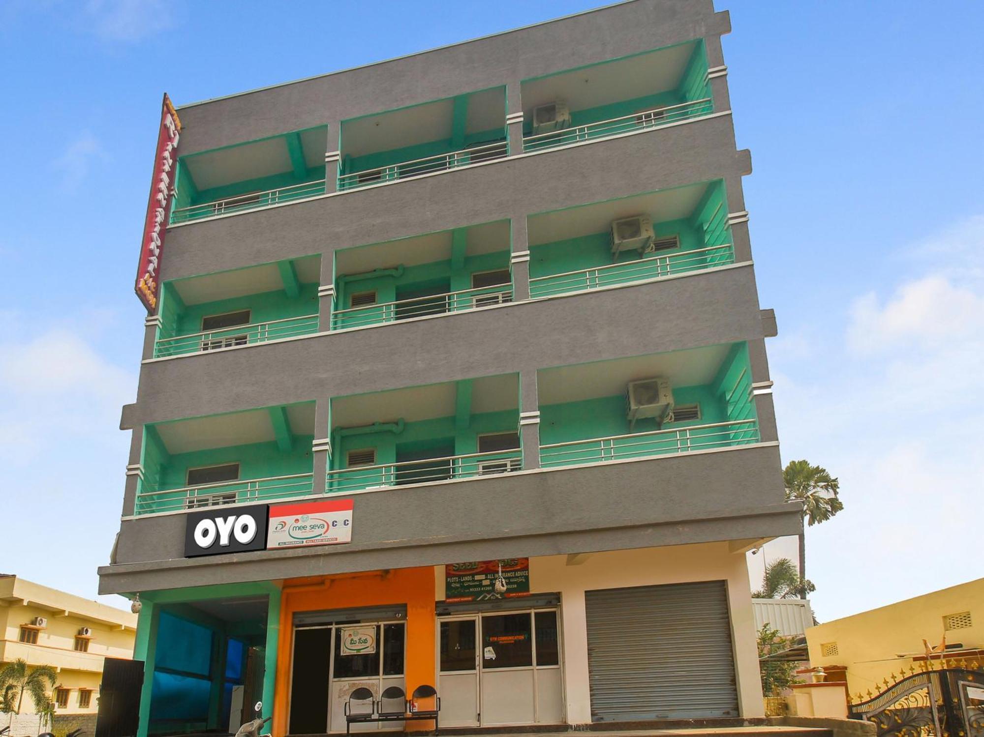 Hotel O R.J.International Pedda Ambarpet Exterior photo