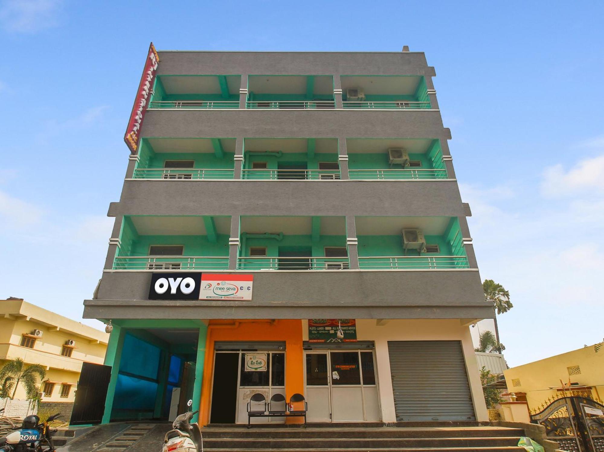 Hotel O R.J.International Pedda Ambarpet Exterior photo